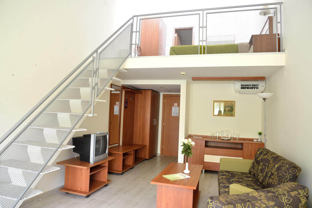 Glicinia Hotel Золотые Пески Номер фото
